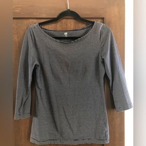 H & M T-shirt